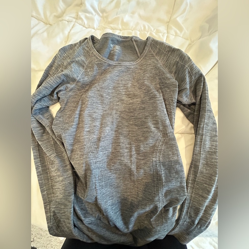 Heatherd Gray Athleta Top